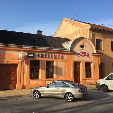 Grillbar Penzion&Restaurant Spišská Nová Ves Exterior foto